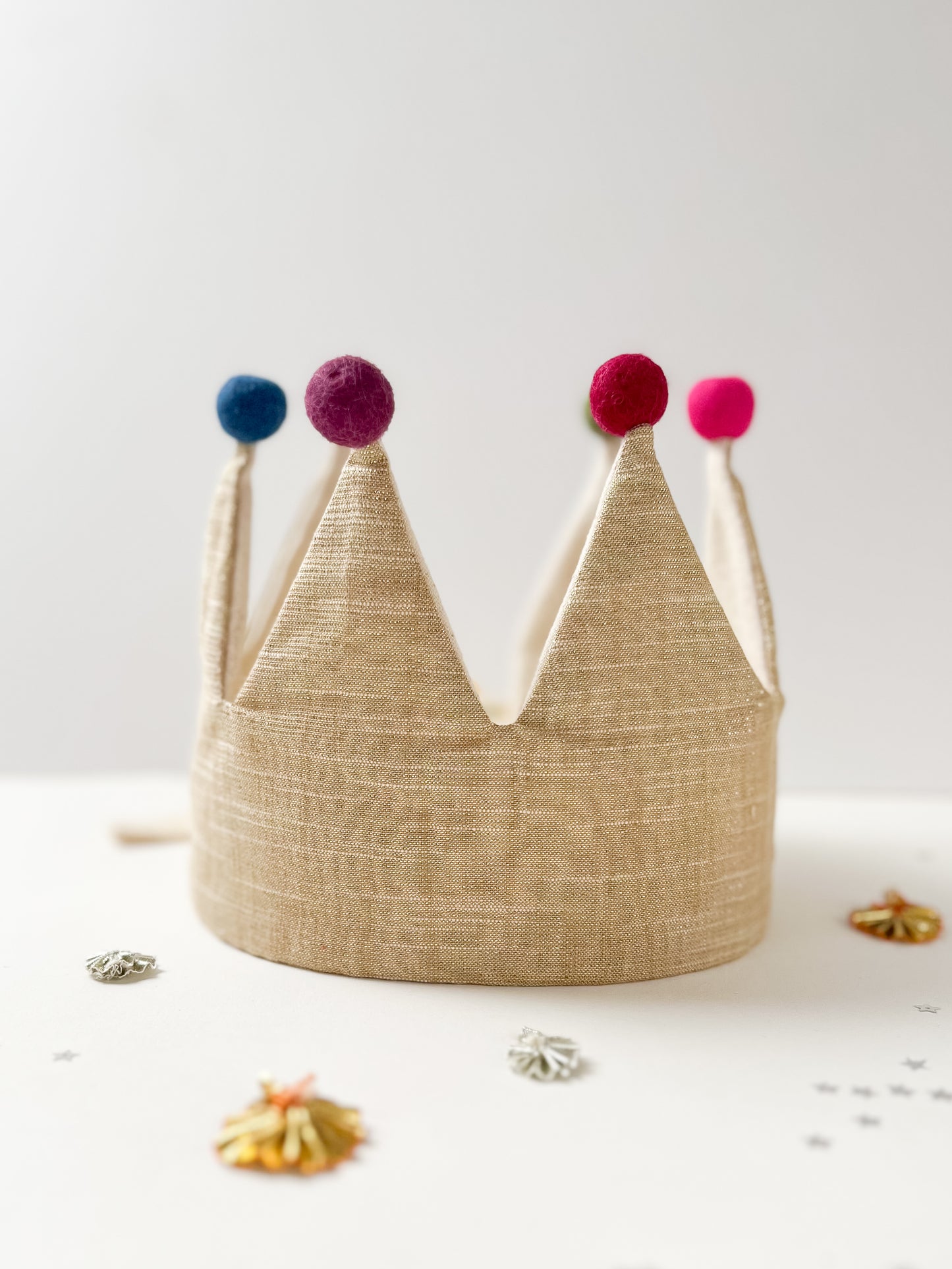 Dressing Up Crown Antique Gold