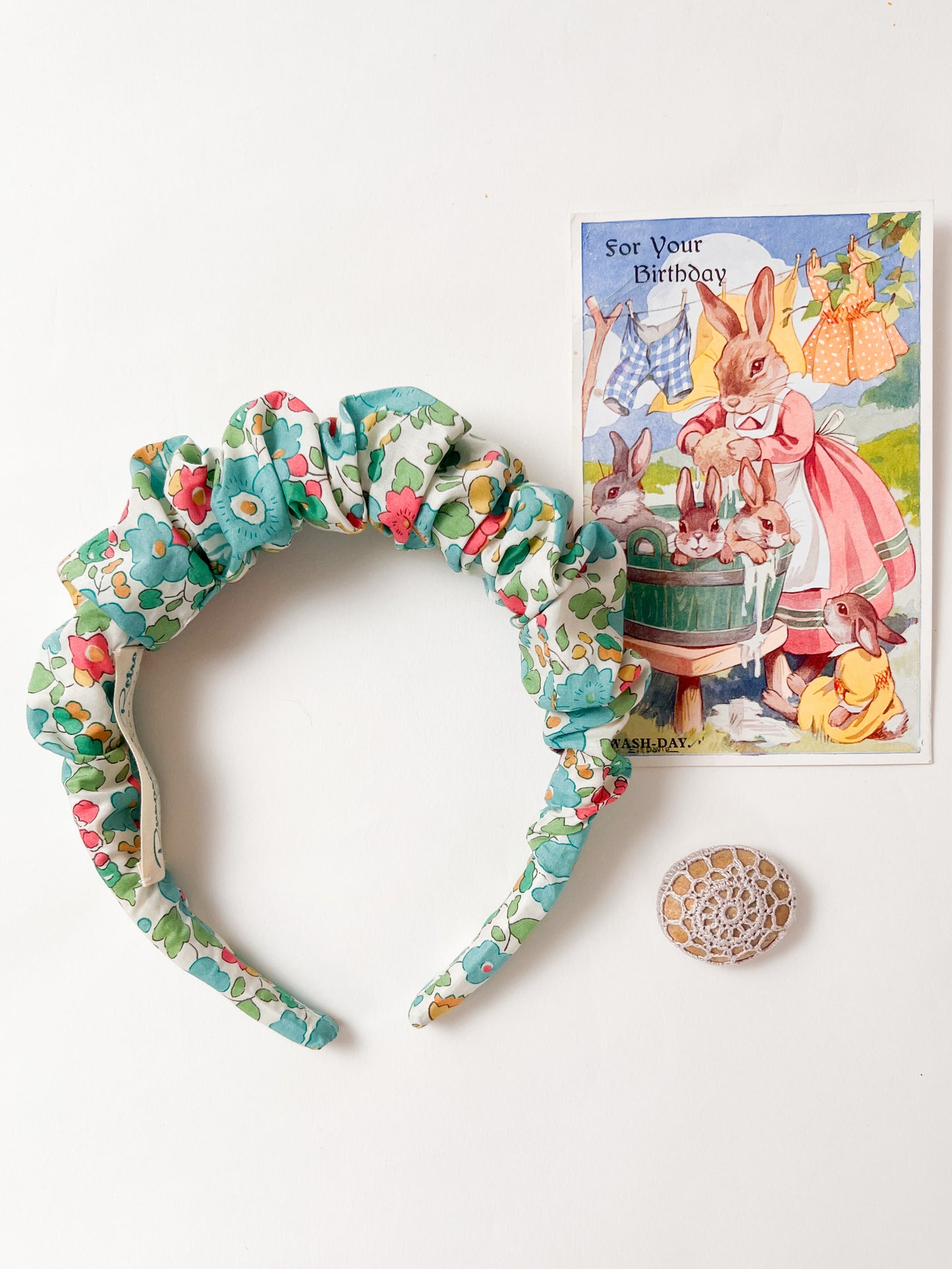 Ruffled Hairband in Betsy Green