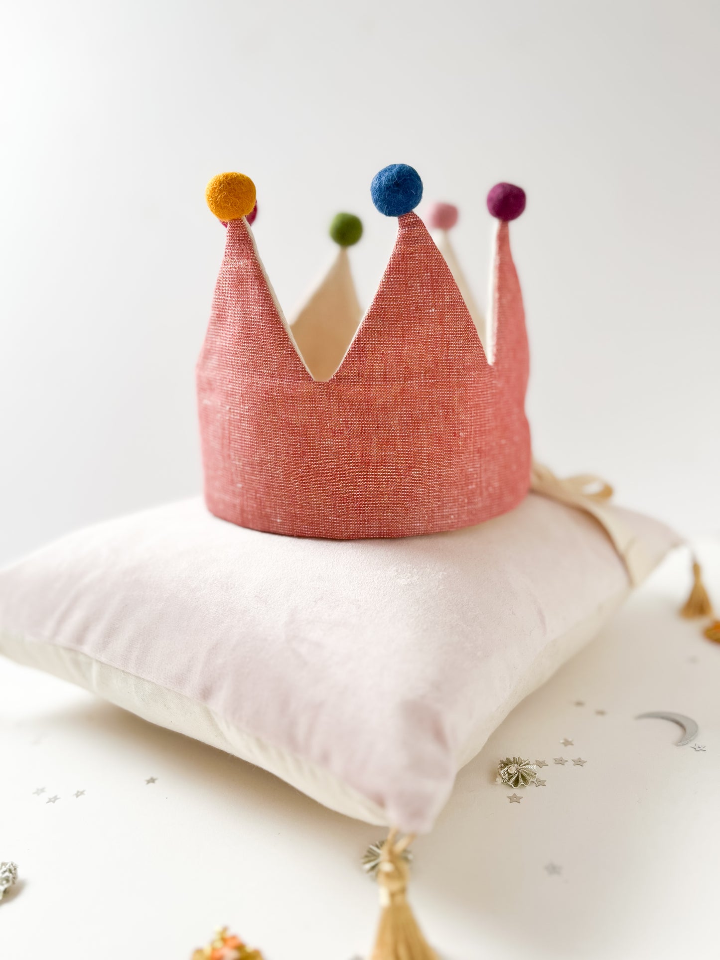Dressing Up Crown Antique Rose Linen