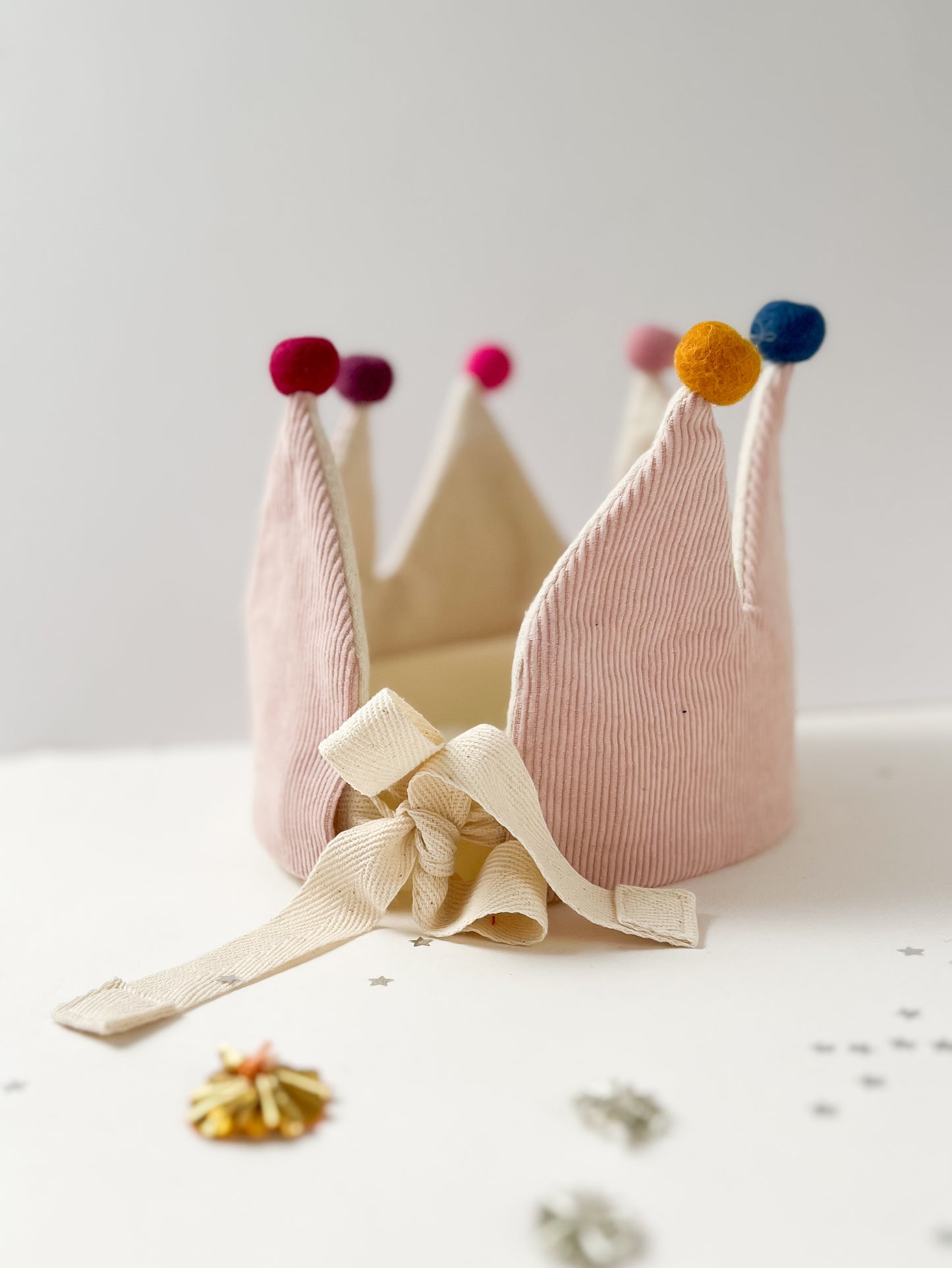 Dressing Up Crown Pale Pink
