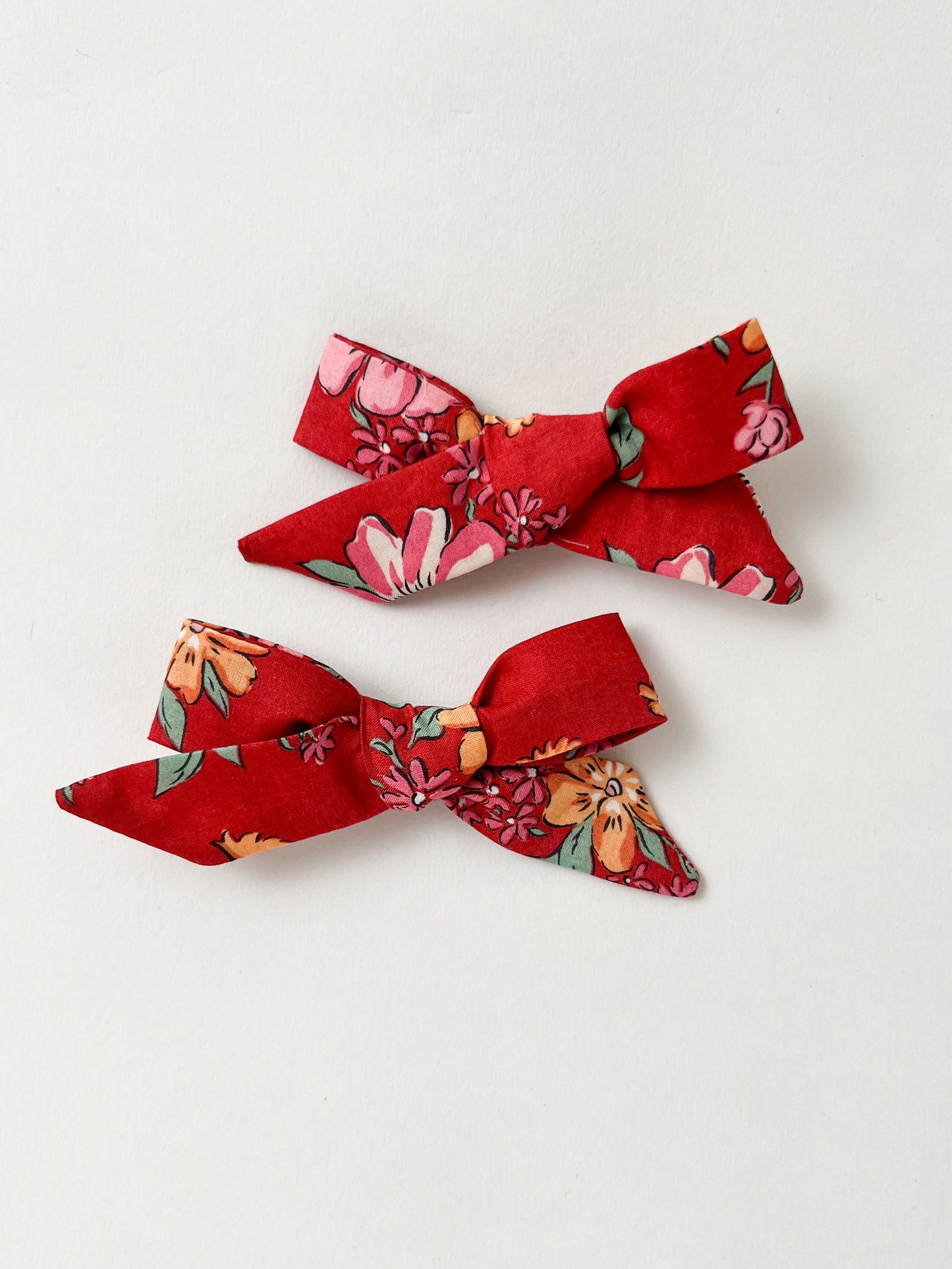 Pig Tail Bow Set in Liberty Lynda Anne