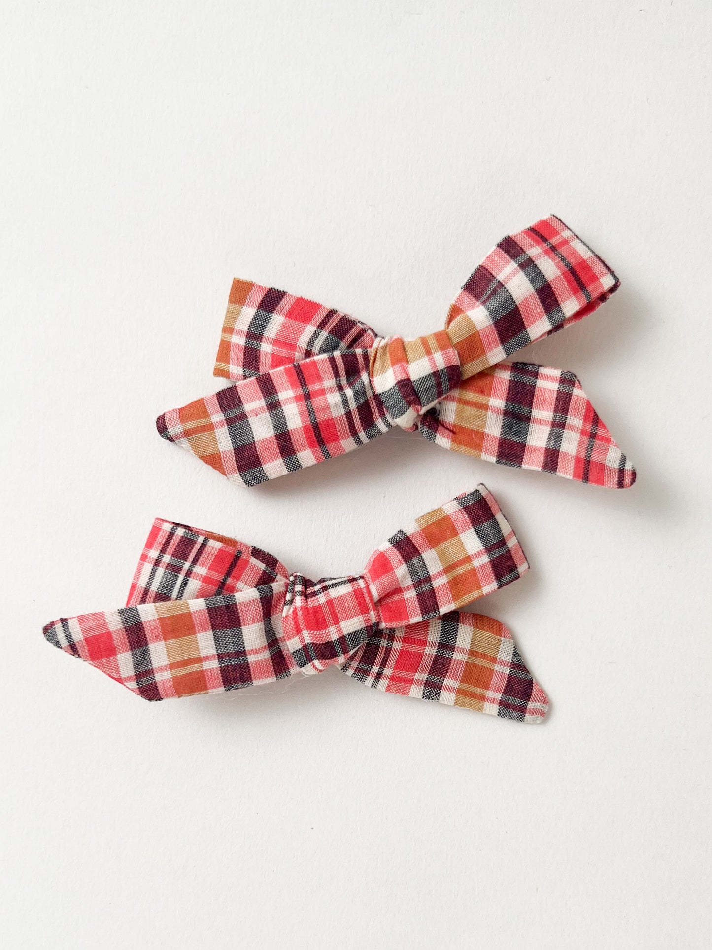 Pig Tail Bow Set in Crabapple Check