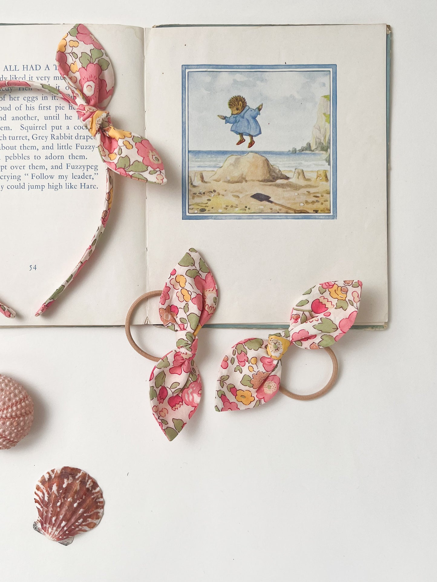 Bunny Hair Ties in Betsy Pink Sparkle