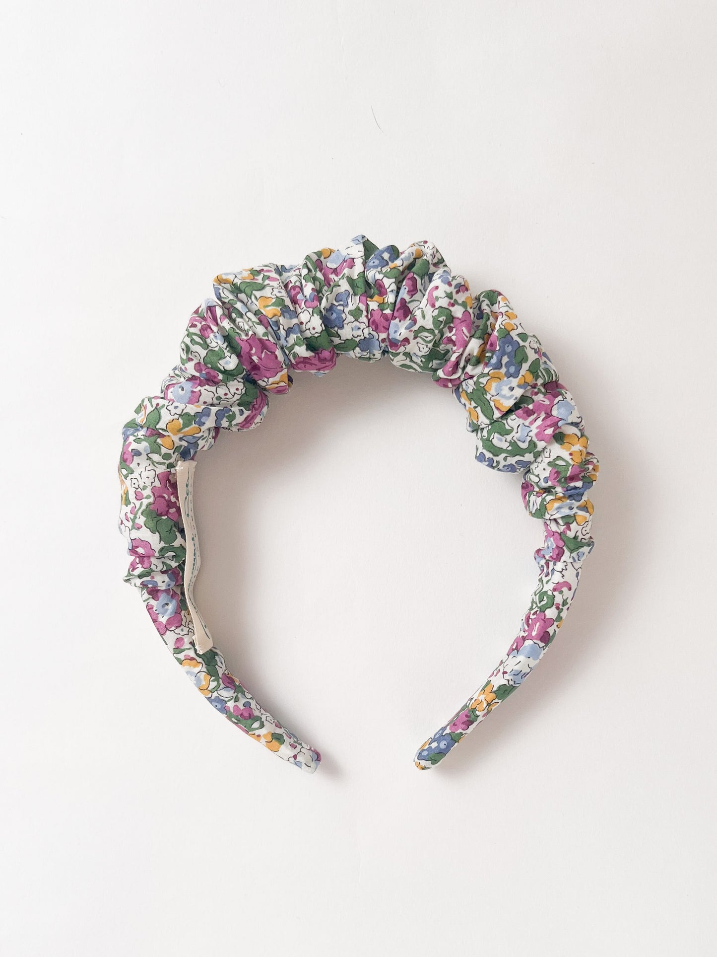 Ruffled Hairband in Claire-Aude