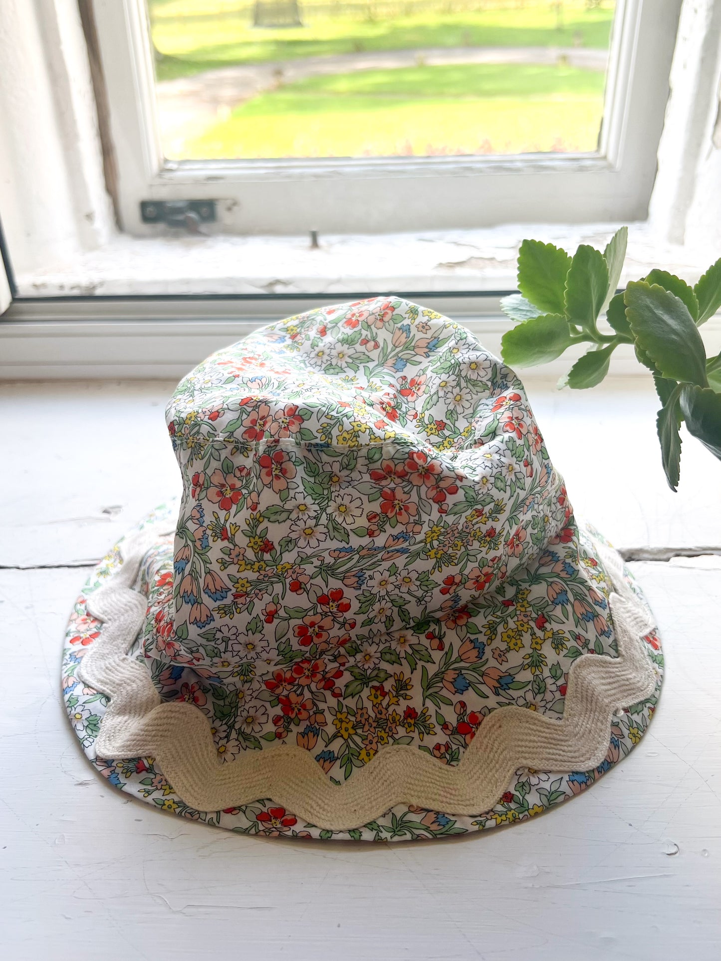 Bucket Hat Liberty Nazanin