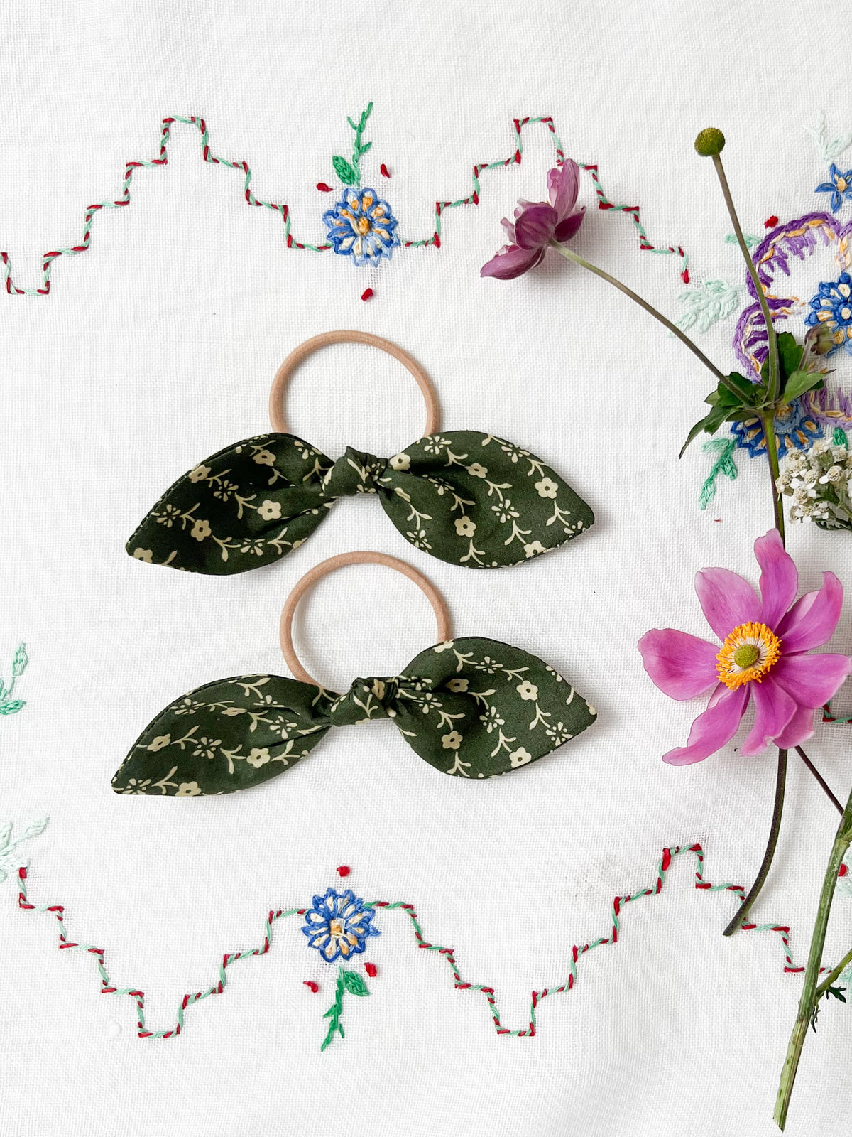 Hair Bobble Set Needlework Green