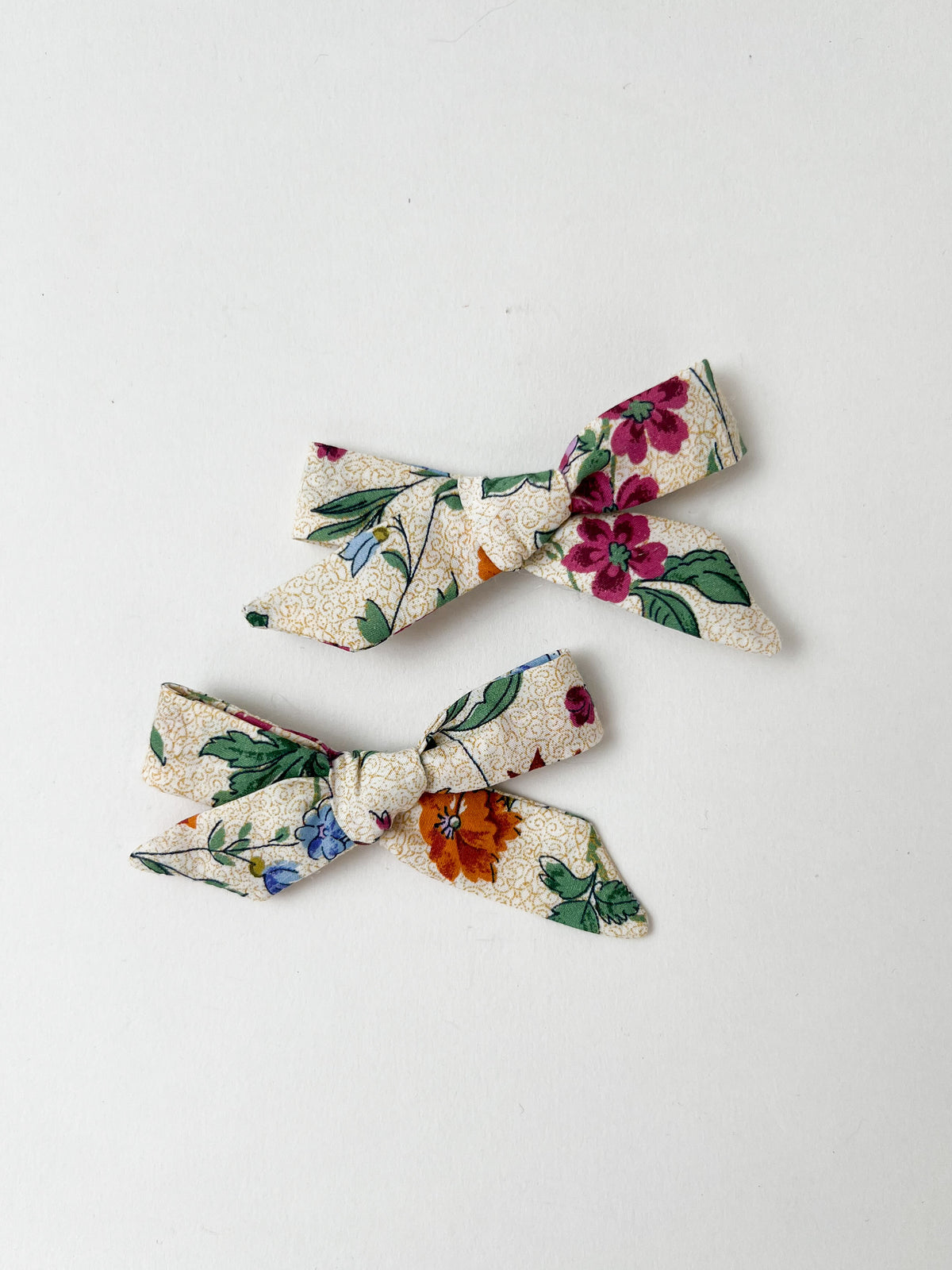 Hair Bows in Isolde