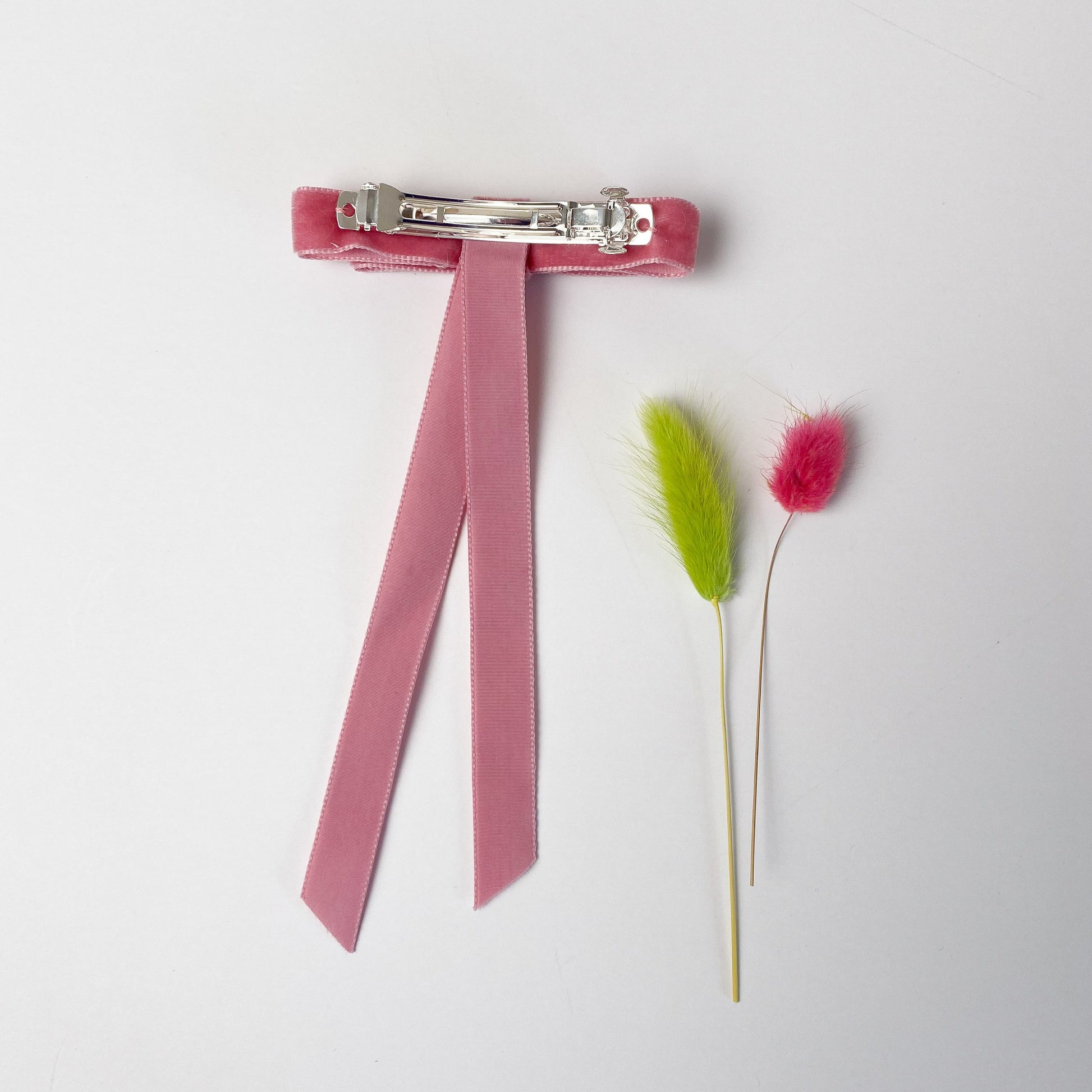 Pink Hair clip reverse