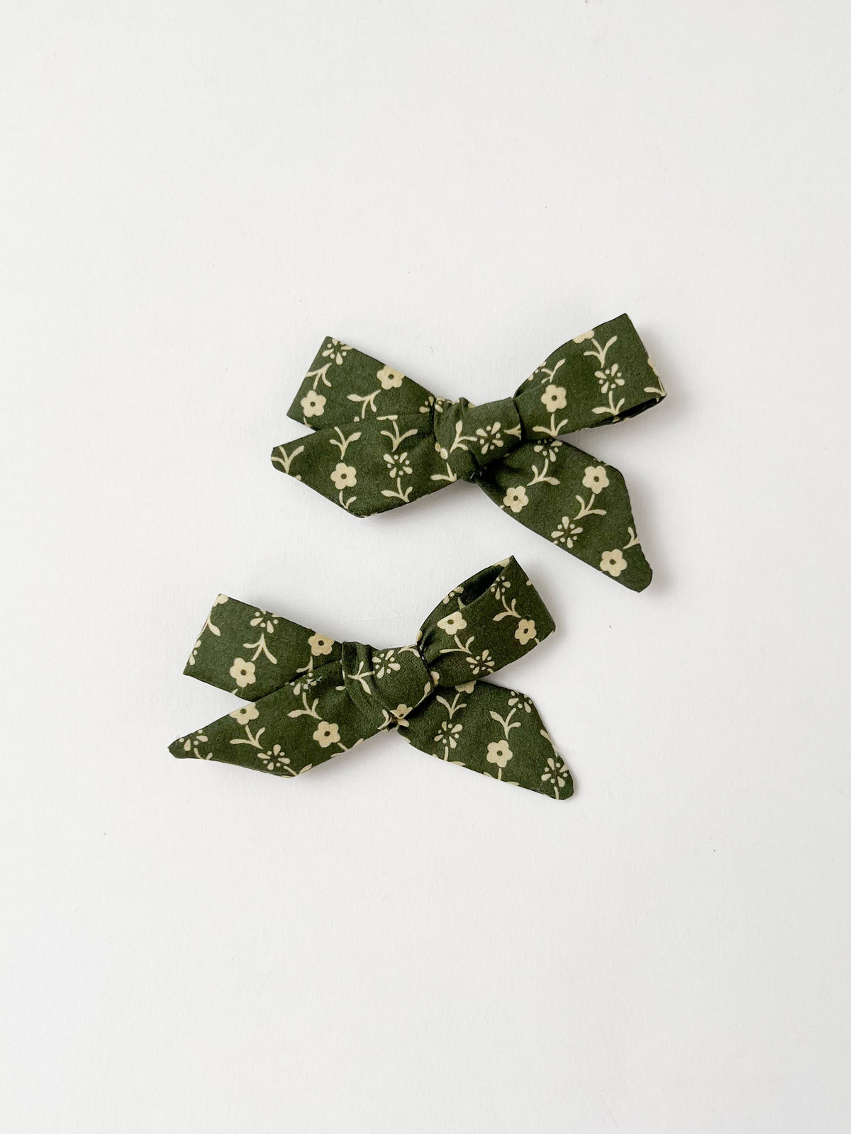 Hair Bows in Needlework Green