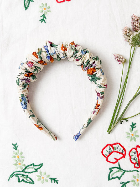 Ruffled Hairband in Isolde
