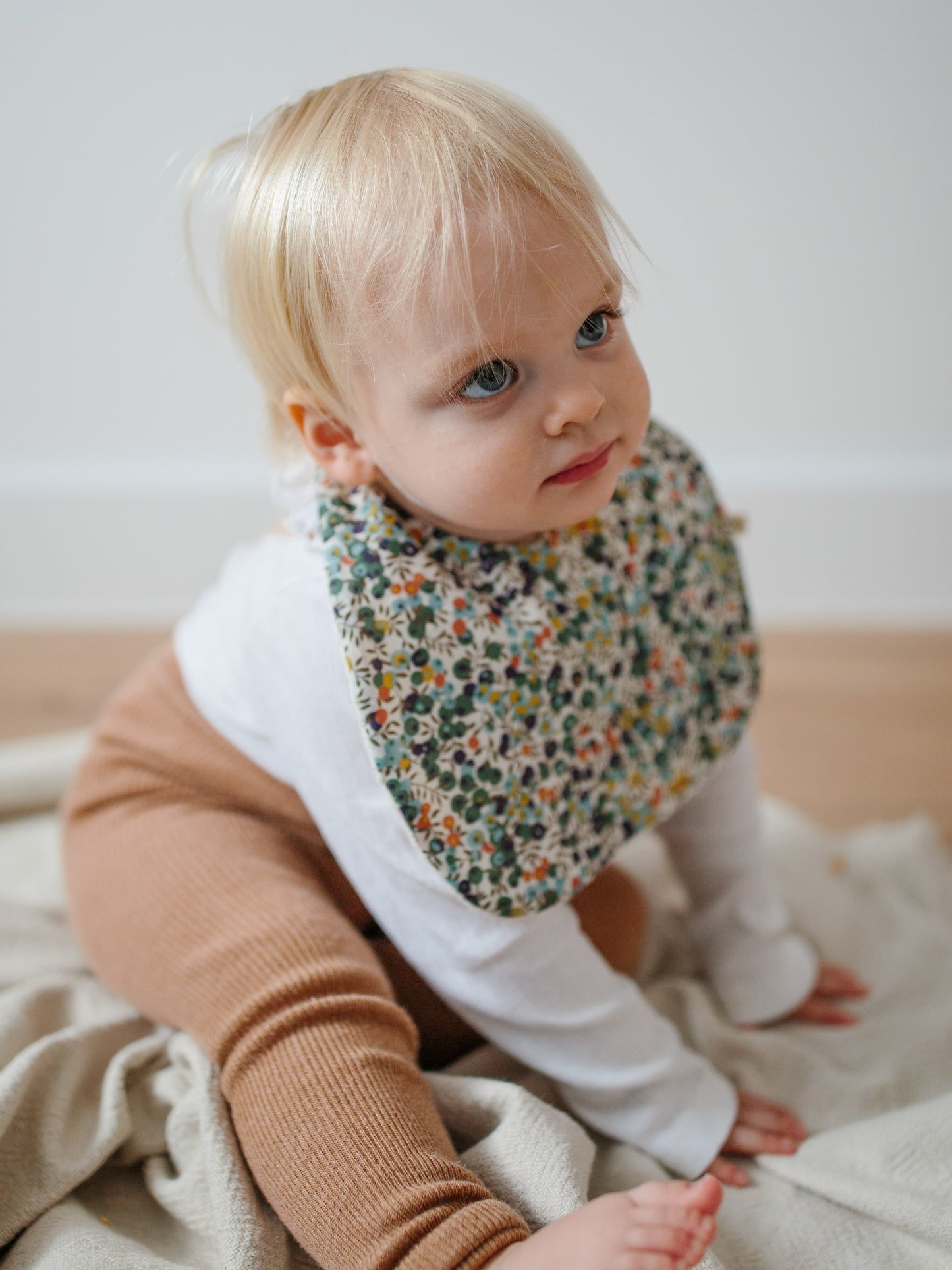 Baby Bib Liberty Wiltshire Bud