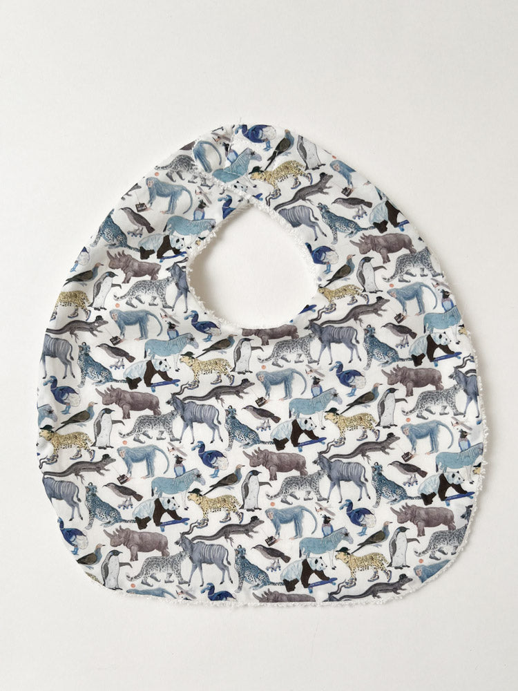 Baby Bib Liberty Queue for the Zoo