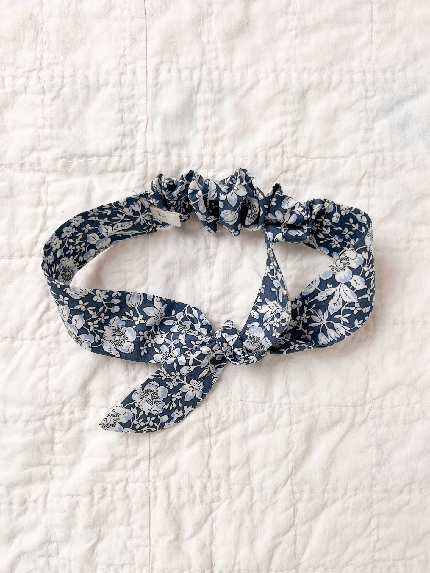 Retro Knot Headband Liberty Lizzy in Blue