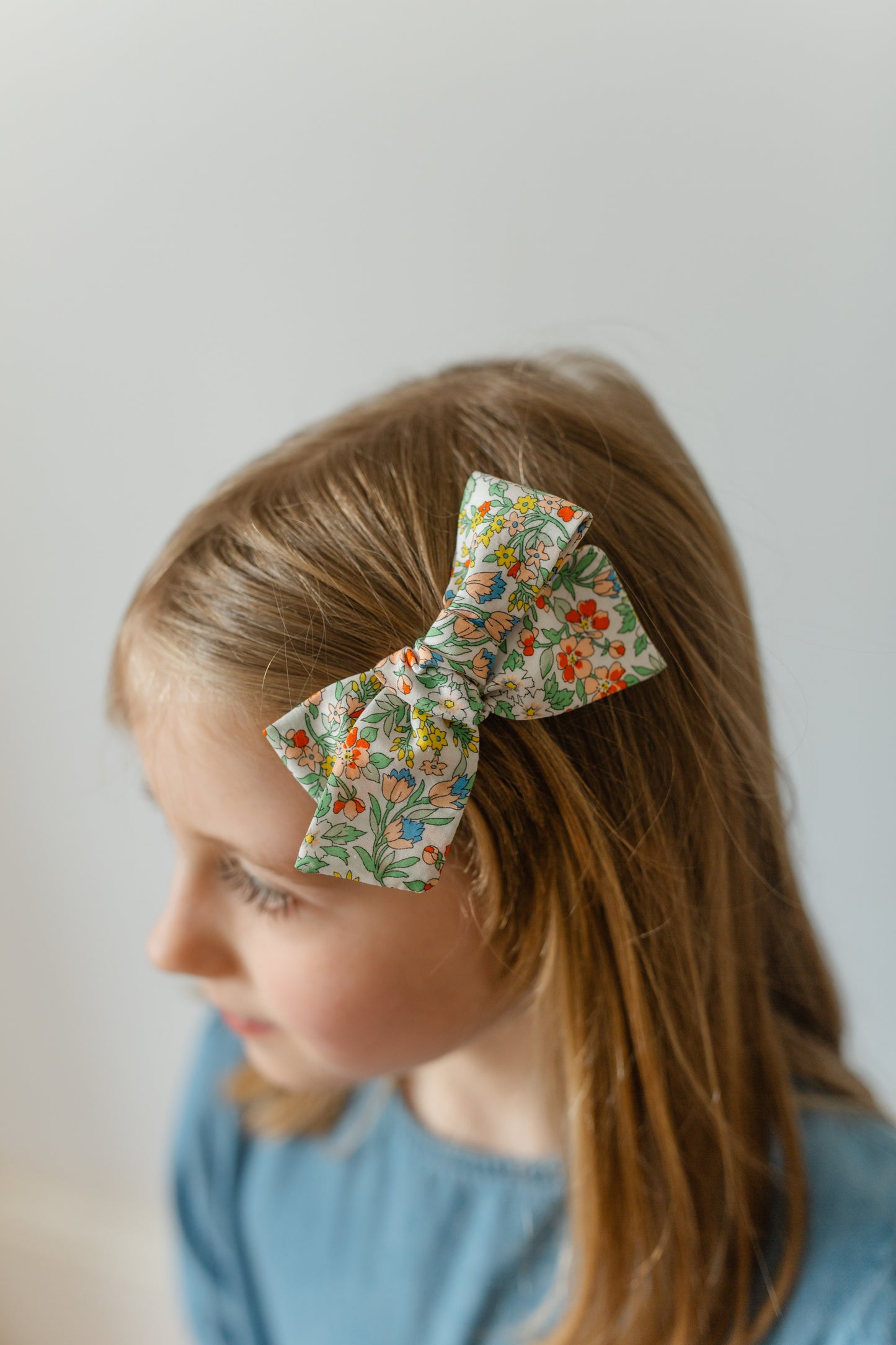 Pinwheel Hair Bow Liberty Nazanin